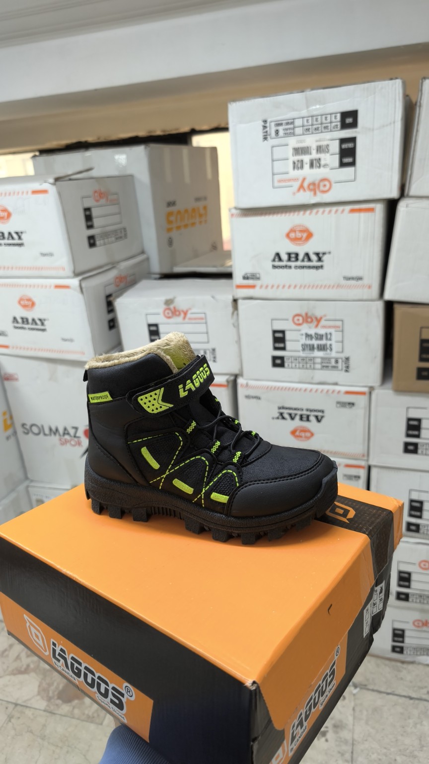 Black & Lime Kids Winter Boot