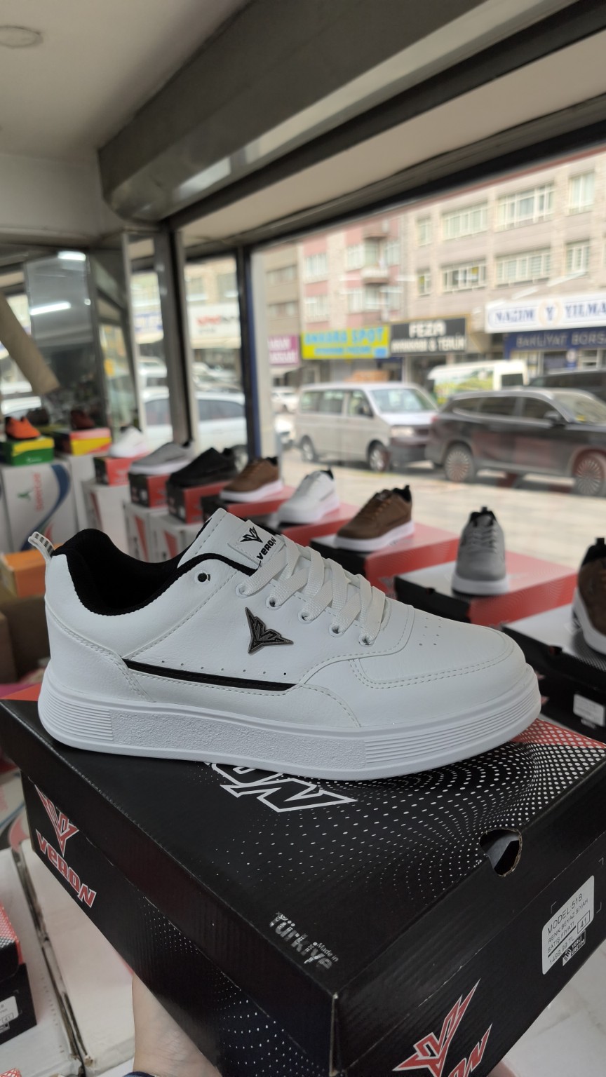 White Everyday Sneaker