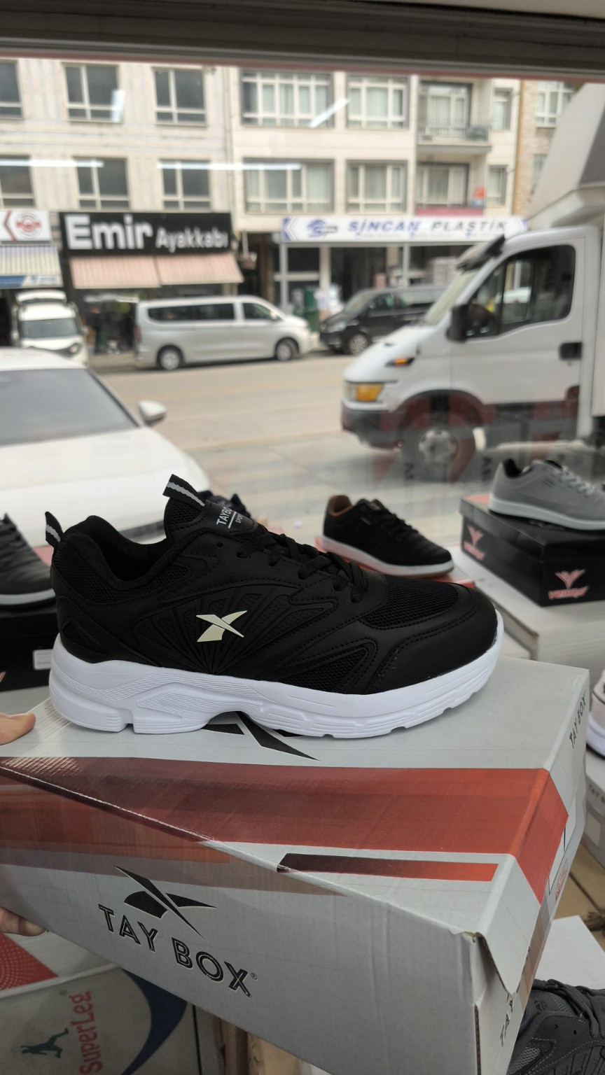 Black Athletic Sneaker